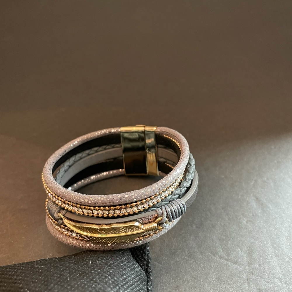Bracelet - Picture 5 of 5